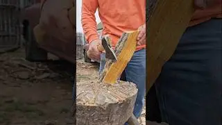 Leaf spring hatchet test. #woodworking #tools #craft #carving #handtools #handmade #spoon