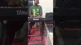 Tu mérites la louange 