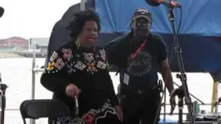 Marva Wright & The BMWs &bull; Glitter Queen