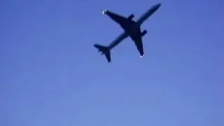 Thomas Cook 757-200 G-FCLD Take-off  at Gatwick