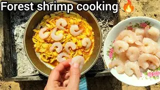 Southern forest cooking| crispy shrimp & potato fry over wood fire 🔥🍤