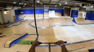 RIDING UNREAL NEW INDOOR SKATEPARK (ALONE)