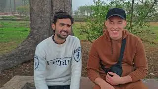 Mere ko kya pata Red fort😆..(Delhi forner introduction..Bt.Indian