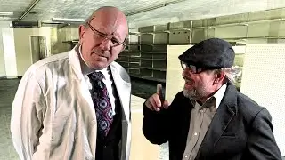 Ministr V&aacute;lek ordinuje v pr&aacute;zdn&eacute; l&eacute;k&aacute;rně 👨&zwj;⚕️ #denikto