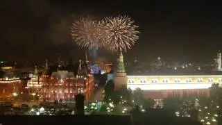 Fireworks finale over the Kremlin, Red Square - Spaskaya Tower Festival, Moscow 8/29/16