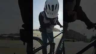 CYCTRAC EM10 спустя год покатушек и апгрейда, простыми словами владельца! 