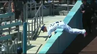 Trayce Thompson SPECTACULAR CATCH UP AGAINST THE WALL IN FOUL TERRITORY |SF Giants @ LA Dodgers 7/24