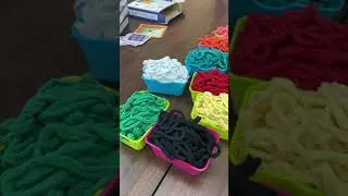 How to Make Potholders on the Loom