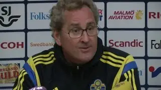 Hamr&eacute;ns psykning f&aring;r journalisterna att skratta - TV4 Sport