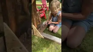 Fun Family Chores at Playground 🔨😄