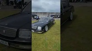 #TOYOTA #V12 #CENTURY #toyotav12 #slammed #bosozoku #jdm #1gzfe #opulent #bippu #saloon #jdmlegend