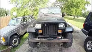 Lowering and raising the windshield on a modified YJ AMC Jeep Wrangler