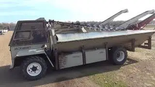 BidCal's Le Grand Farm Equipment Auction: Lot 126 - Jack Rabbit JR400 Bankout Wagon