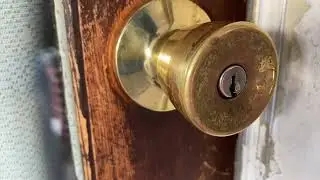 Kwikset Tylo Entry Door Knob with Lock and Key | Honest Review