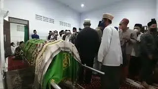 pemakaman KH jamaluddin Ahmad Tambakberas Jombang