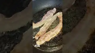 #asmr #cooking #delicious #bacon #satisfying #relaxing #sound #shorts