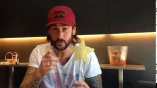 Melendi - Fundaci&oacute;n Peque&ntilde;o Deseo