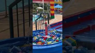 I&rsquo;m going to build a 🚤 #waterpark #ipoh #malaysia #fypシ゚viral #jomtravel #lego #building