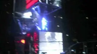 Muse Roadie Fail Guitar Rack Falls 15 feet at Staples Center 9/26/10