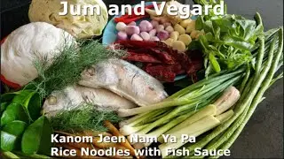 Kanom Jeen Nam Ya Pa - Rice Noodles with Fish Sauce - Thai food