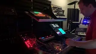 Live techno hardware jam