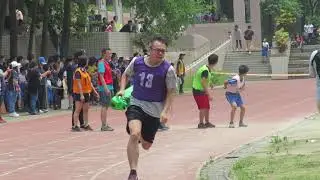 2018.5.5新興國小運動會親師生大隊接力--教師隊(藍).家長隊(紫).志工隊(橘).田徑隊(粉紅).校友一隊(綠) .校友二隊(紅)503張宇勝攝影