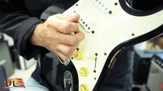 Fender Strat refretted with Dunlop 6105 fretwire
