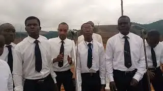 La première prestation de la Chorale 