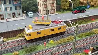 TRIX Turmtriebwagen im Einsatz 