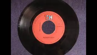 Joe Danova - Porque te quiero / Muchacha amiga (1973)