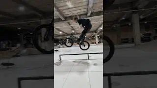 first bar pegs over bar #bmx #shorts #shortsfeed #bikelife #bmxlife #bmxstreet