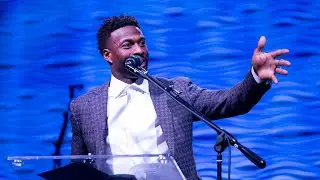 'He deserves everything': Emmanuel Sanders on Manning's Mizel Institute Community Enrichment Award
