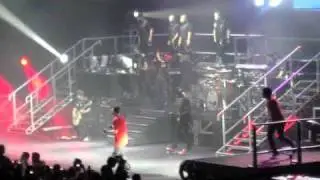 Dancers Intro and JB drum solo - Justin Bieber 23rd April 2011 Jakarta, Indonesia My World Tour
