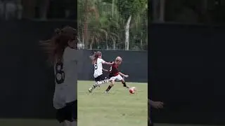 Chico, da categoria sub-11 do Flamengo, chamou o marcador para dan&ccedil;ar 🕺🔴⚫️