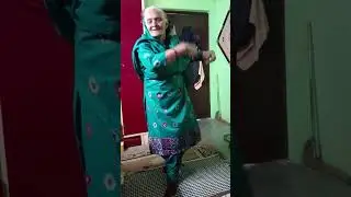 Mein teri nachayi nachu su... Viral daadi dance Rohtak. 