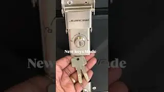 Bike Top Box Key Lost?#biketopbox#topboxkey #keylost#keyreplacement #keyduplication#keyprogramming