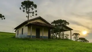 ACONTECEU TUDO NO DOMINGO BEM AOS OLHOS DA PRÓPRIA MÃE, NEM O PADRE CONSEGUIU CONSOLA-LA
