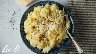 Garlic Parmesan Vegan Mashed Potatoes | Liv's Holiday Menu