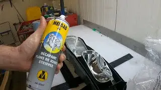 BUTYL REMOVAL FROM HEADLIGHT LENS USING GASKET REMOVER.R33 GTR headlight restoration.