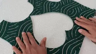popular heart shape blouse design cutting and stitching back neck blouse design || blouse design