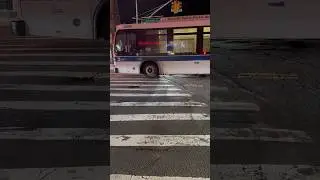 NEW YORK CITY BUS CAUGHT IN TRAFFIC #shorts #nyctbus