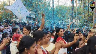വർണ്ണാഭ കാഴ്ച്ചയൊരുക്കി പയ്യപറമ്പ് കണ്ടപ്പൻ തൊടിക ശ്രീ മഹാ ശിവ ക്ഷേത്ര എഴുന്നെള്ളത്ത്.