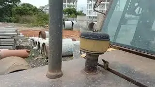 PERIKSA BACKHOE SEBELUM START / cek minyak sebelum berjalan