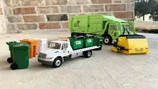 Unboxing A First Gear AFL Curotto Can, Waste Management Flatbed Garbage Truck l Garbage Trucks Rule