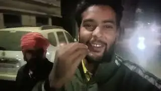 Aaj hum gaye Indore ke sabse saste electronic market | Phone Shopping Vlog