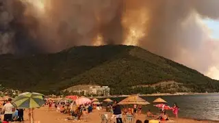 Wildfire hits T&uuml;rkiye&rsquo;s popular resort town Marmaris