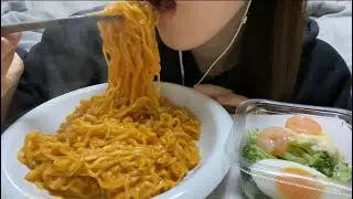ASMR 濃厚辛ラーメン【咀嚼音.mukbang.eating sounds】