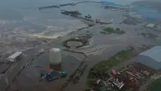 Full Coverage: West Coast tsunami threat - Update
