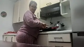 شاي اليوم البيض ذاك البيض اللي تعرفه هو اللي لقيته حدايا 🤣🤣