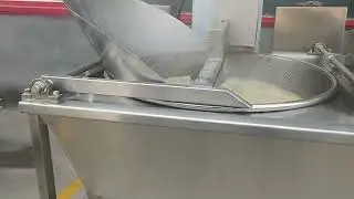 Round Pot Batch Type Frying Machine Working Video